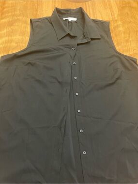 cleo Black Sleeveless Button-Down Shirt